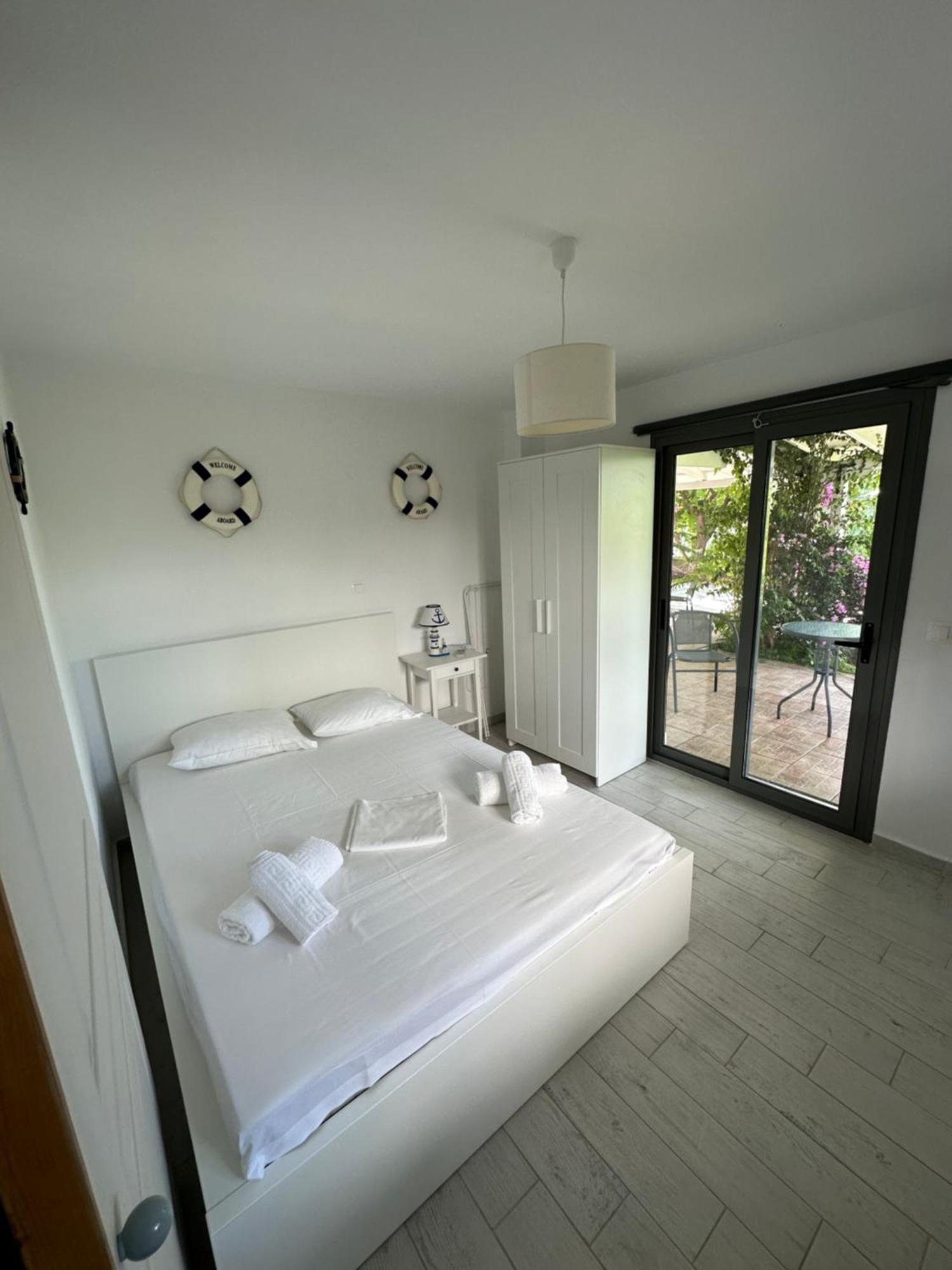 La Casa Al Mare Aparthotel Mola Kalyva Buitenkant foto